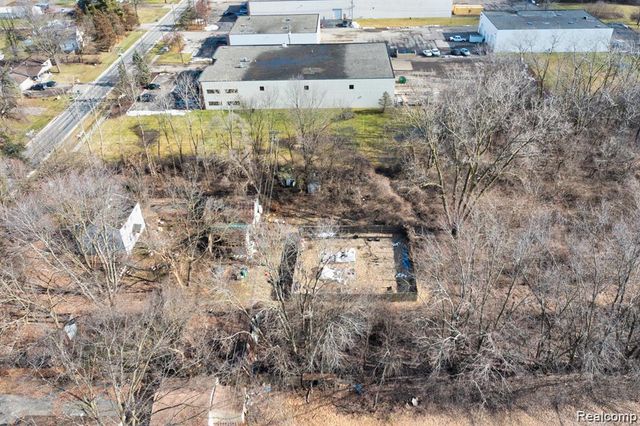 30905 Beverly Road, Romulus, MI 48174