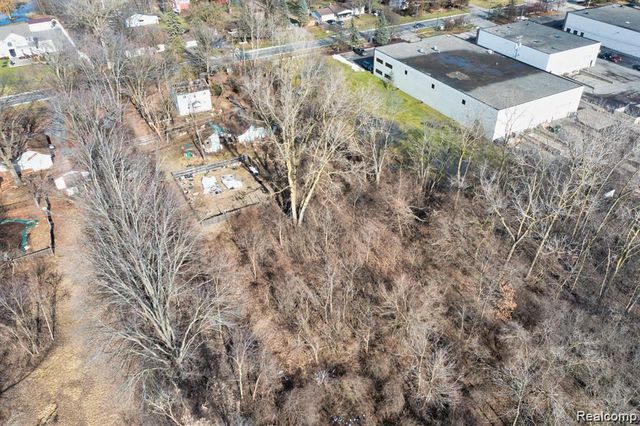 30905 Beverly Road, Romulus, MI 48174