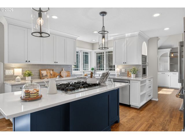 6730 Sw 161ST Pl, Beaverton, OR 97007