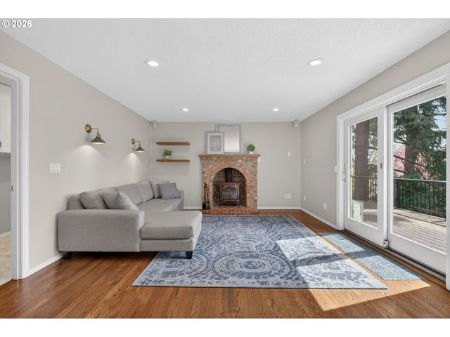 6730 Sw 161ST Pl, Beaverton, OR 97007