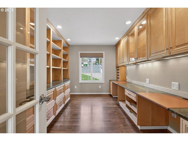 6730 Sw 161ST Pl, Beaverton, OR 97007