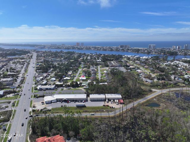 2204 Thomas Drive, Panama City Beach, FL 32408