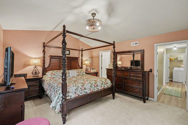 5342 Country Club Lane, Burlington, KY 41005