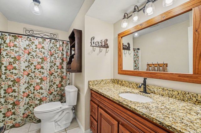 5342 Country Club Lane, Burlington, KY 41005