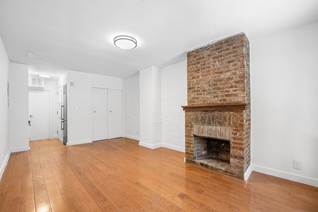 307 W 29th St Apt C, New York City, NY 10001