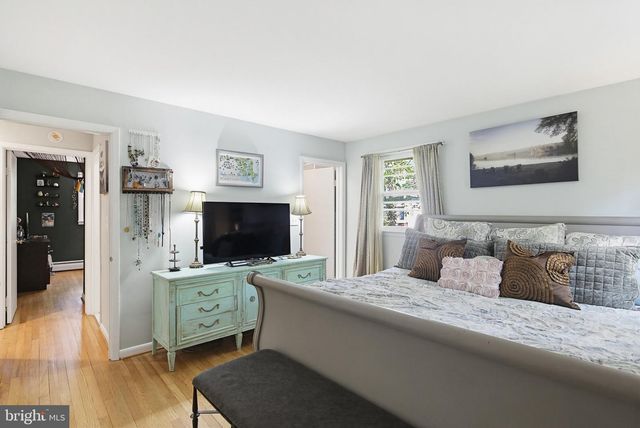 2 WEST LN, Severna Park, MD 21146