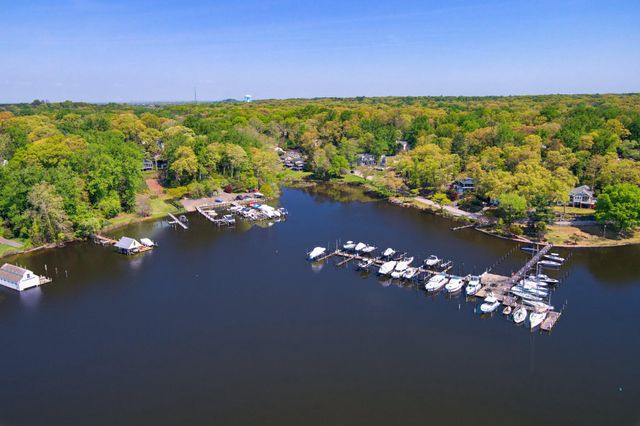 2 WEST LN, Severna Park, MD 21146