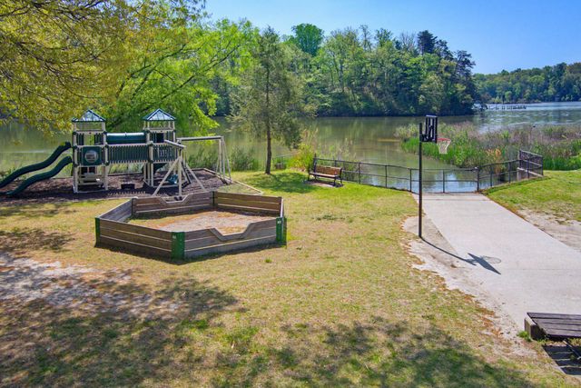 2 WEST LN, Severna Park, MD 21146