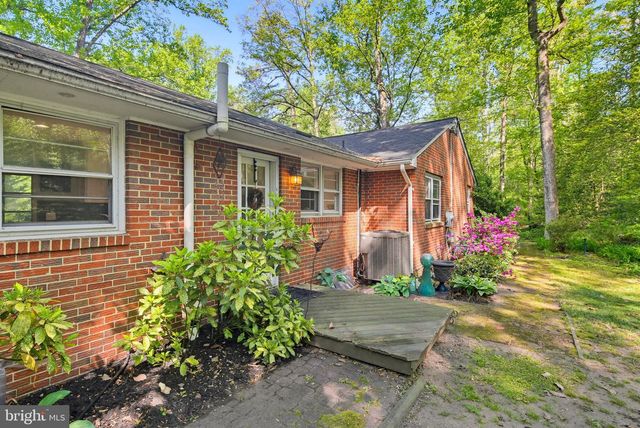 2 WEST LN, Severna Park, MD 21146