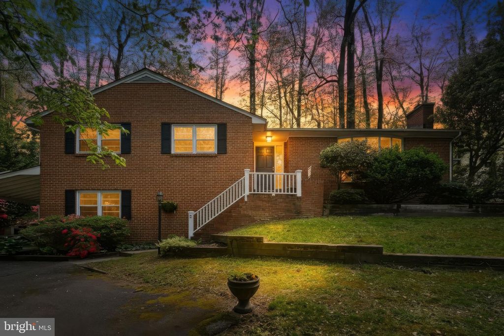 2 WEST LN, Severna Park, MD 21146