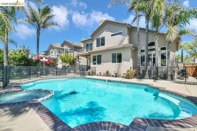 2442 Pinehurst Ct, Discovery Bay, CA 94505