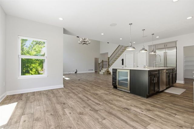 102 Eagle Lane, New Eagle, PA 15067