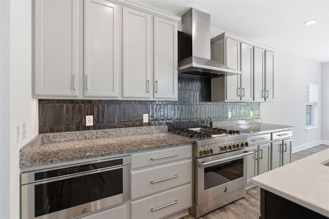 102 Eagle Lane, New Eagle, PA 15067