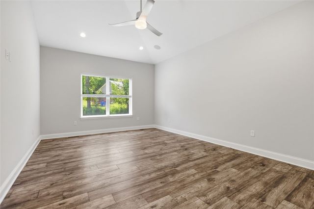 102 Eagle Lane, New Eagle, PA 15067