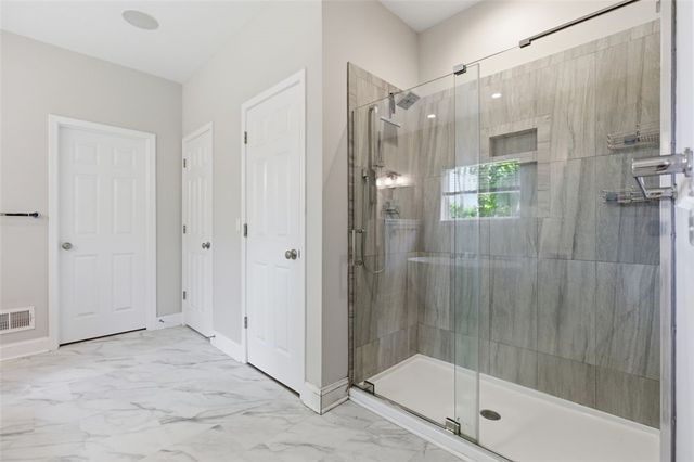 102 Eagle Lane, New Eagle, PA 15067