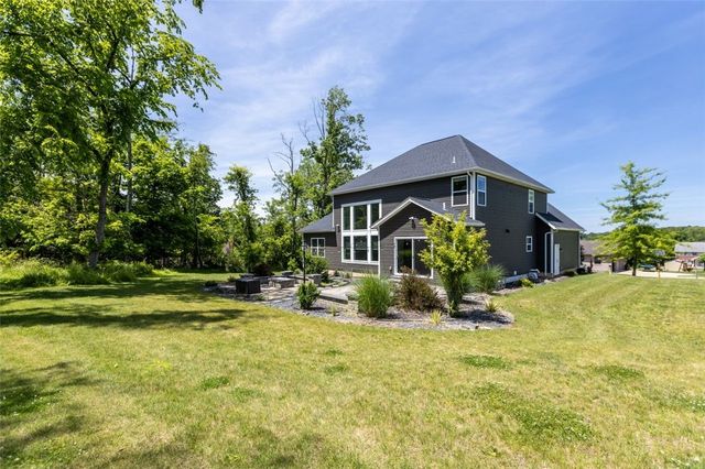 102 Eagle Lane, New Eagle, PA 15067