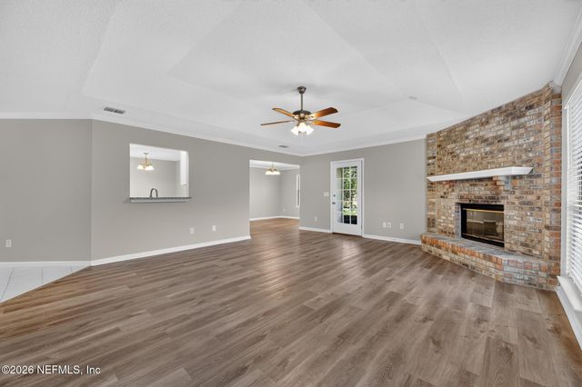 12183 SAFESHELTER Drive S, Jacksonville, FL 32225