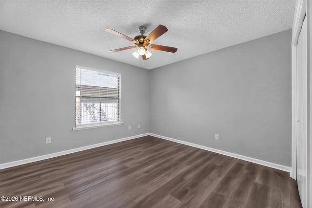 12183 SAFESHELTER Drive S, Jacksonville, FL 32225