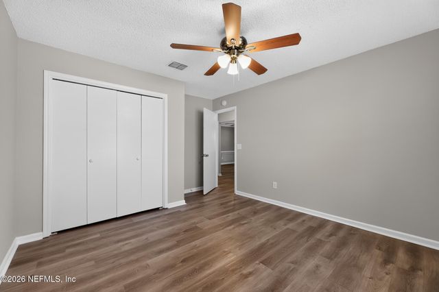 12183 SAFESHELTER Drive S, Jacksonville, FL 32225
