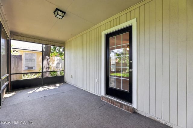 12183 SAFESHELTER Drive S, Jacksonville, FL 32225