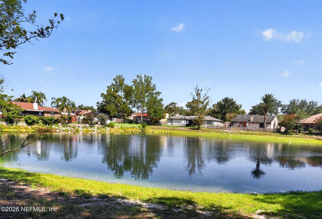 12183 SAFESHELTER Drive S, Jacksonville, FL 32225