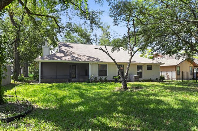 12183 SAFESHELTER Drive S, Jacksonville, FL 32225