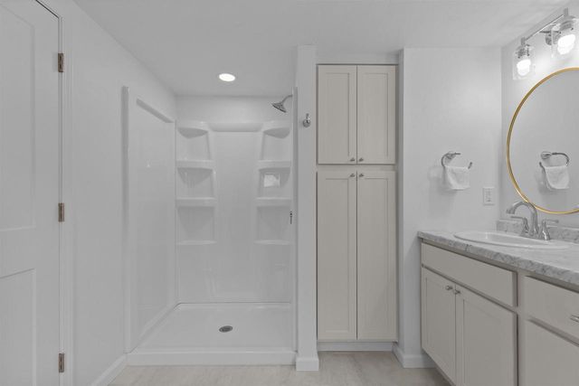 752 LAKECREST DRIVE, Menasha, WI 54952