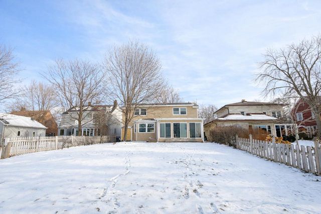 752 LAKECREST DRIVE, Menasha, WI 54952