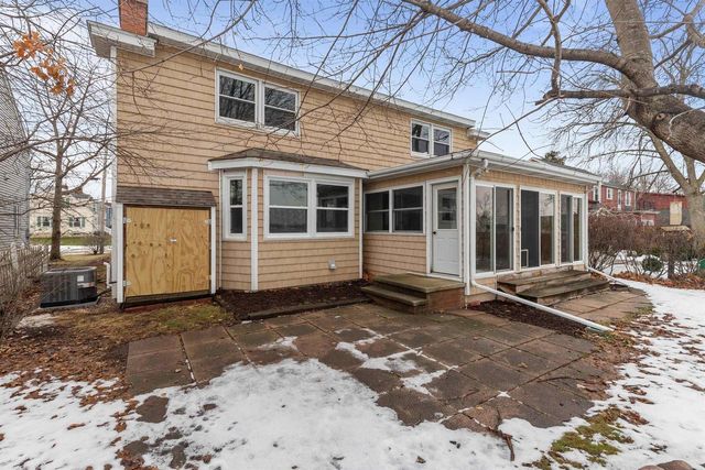 752 LAKECREST DRIVE, Menasha, WI 54952