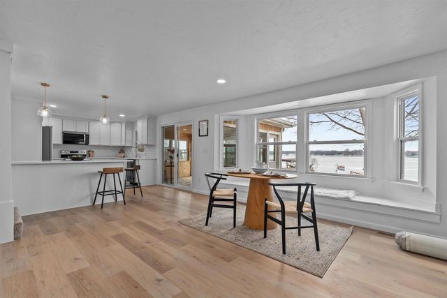 752 LAKECREST DRIVE, Menasha, WI 54952