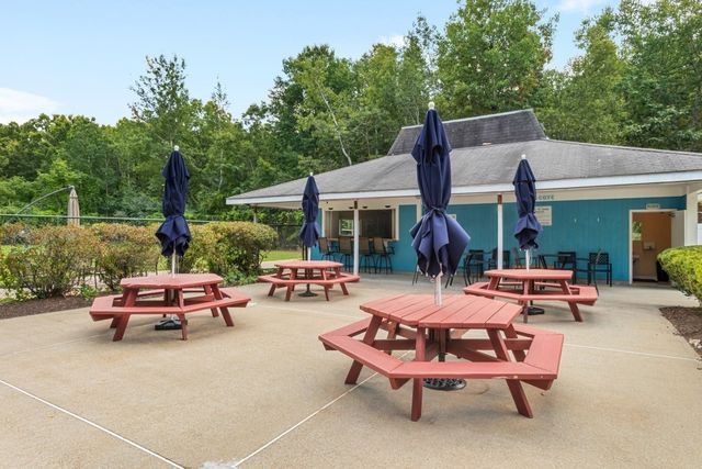 2 Beals Cove Rd K, Hingham, MA 02043