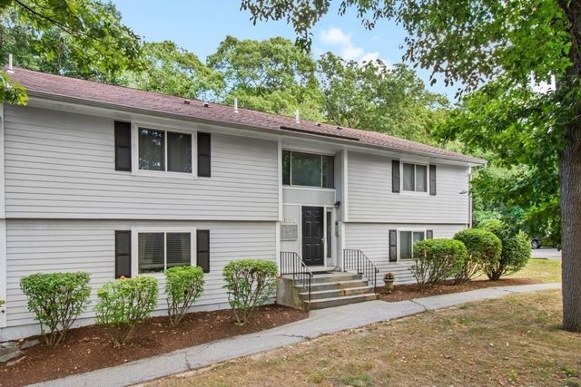 2 Beals Cove Rd K, Hingham, MA 02043