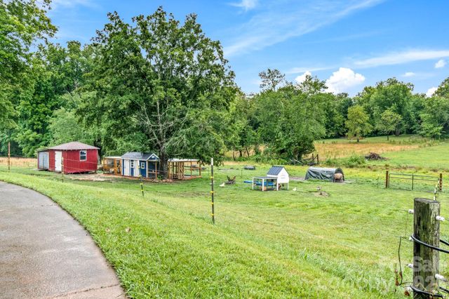 226 Pleasant Hill Drive, Elkin, NC 28621