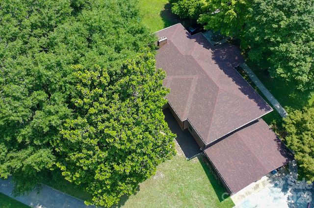 226 Pleasant Hill Drive, Elkin, NC 28621