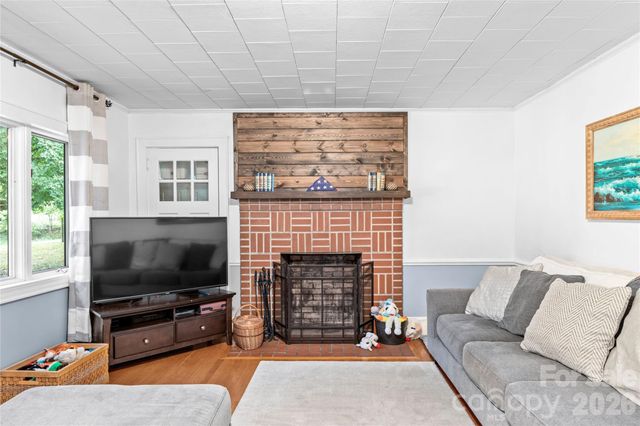 226 Pleasant Hill Drive, Elkin, NC 28621