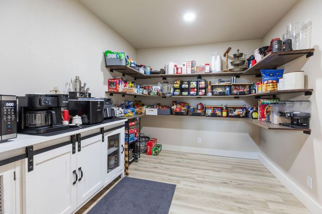 22475 Trout Street, Golden, MO 65658