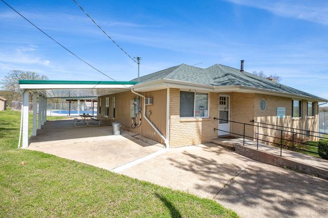 22475 Trout Street, Golden, MO 65658