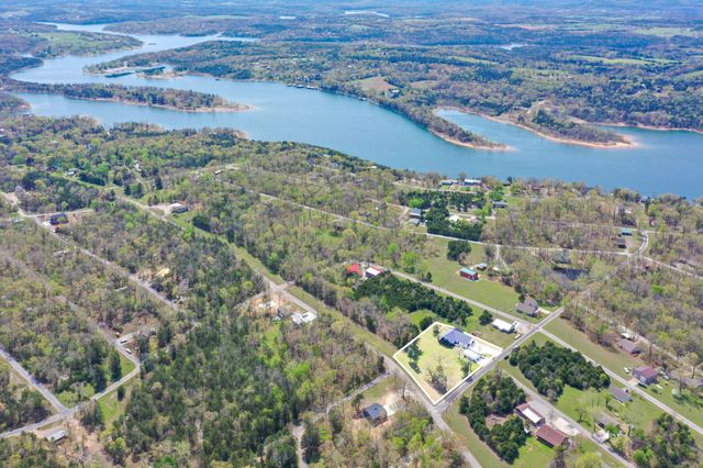22475 Trout Street, Golden, MO 65658
