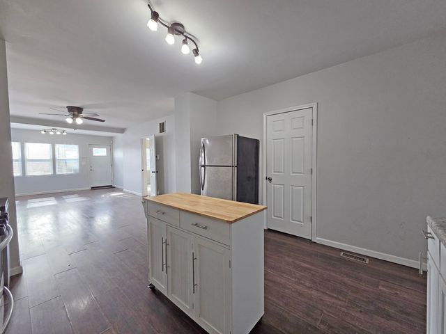 1127 164th Place, Hammond, IN 46320