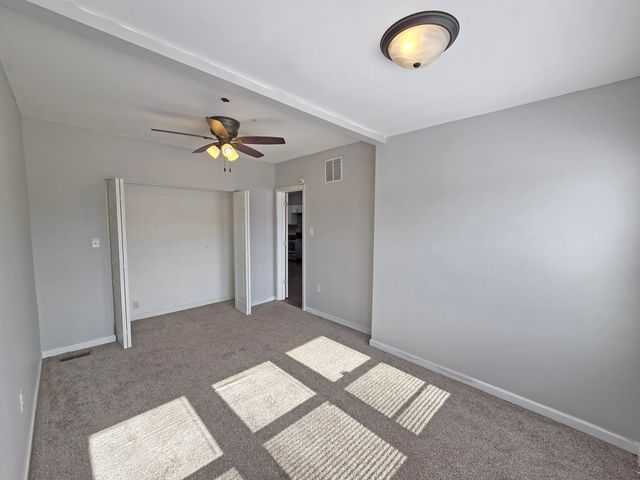 1127 164th Place, Hammond, IN 46320