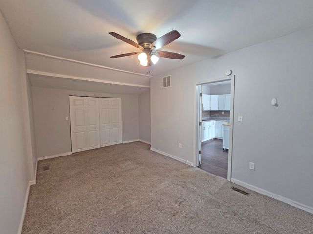 1127 164th Place, Hammond, IN 46320