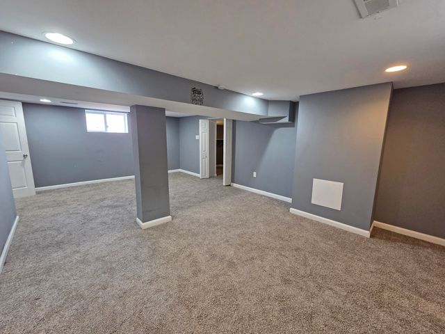 1127 164th Place, Hammond, IN 46320