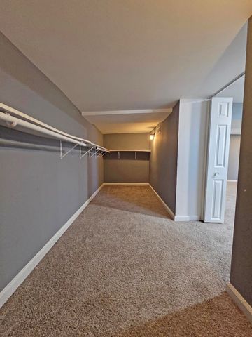 1127 164th Place, Hammond, IN 46320