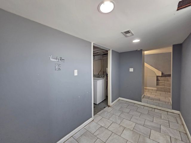 1127 164th Place, Hammond, IN 46320