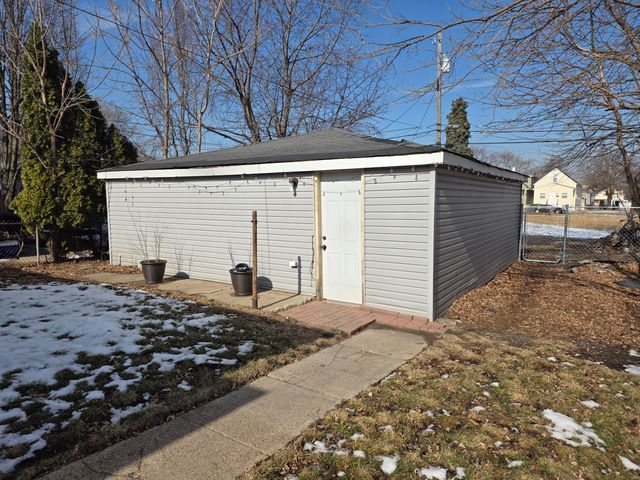 1127 164th Place, Hammond, IN 46320