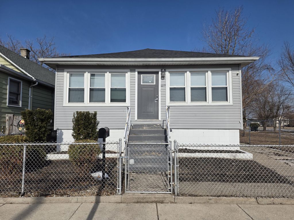 1127 164th Place, Hammond, IN 46320