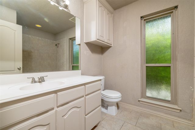 8105 Thornwood Drive, North Richland Hills, TX 76182