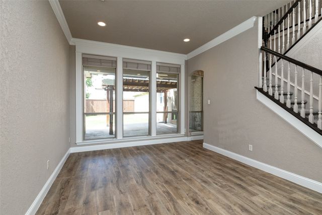 8105 Thornwood Drive, North Richland Hills, TX 76182