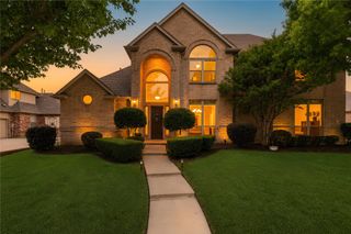 8105 Thornwood Drive, North Richland Hills, TX 76182