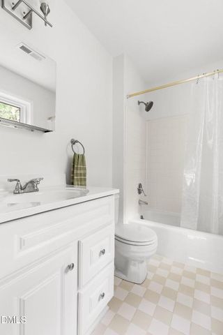 1209 C Hillsborough Road, Chapel Hill, NC 27516